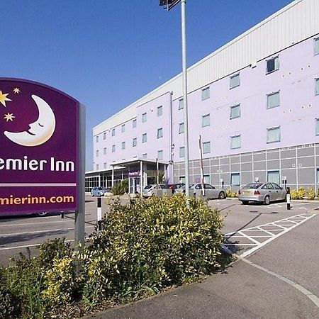 Premier Inn Southampton Airport North Stoneham エクステリア 写真