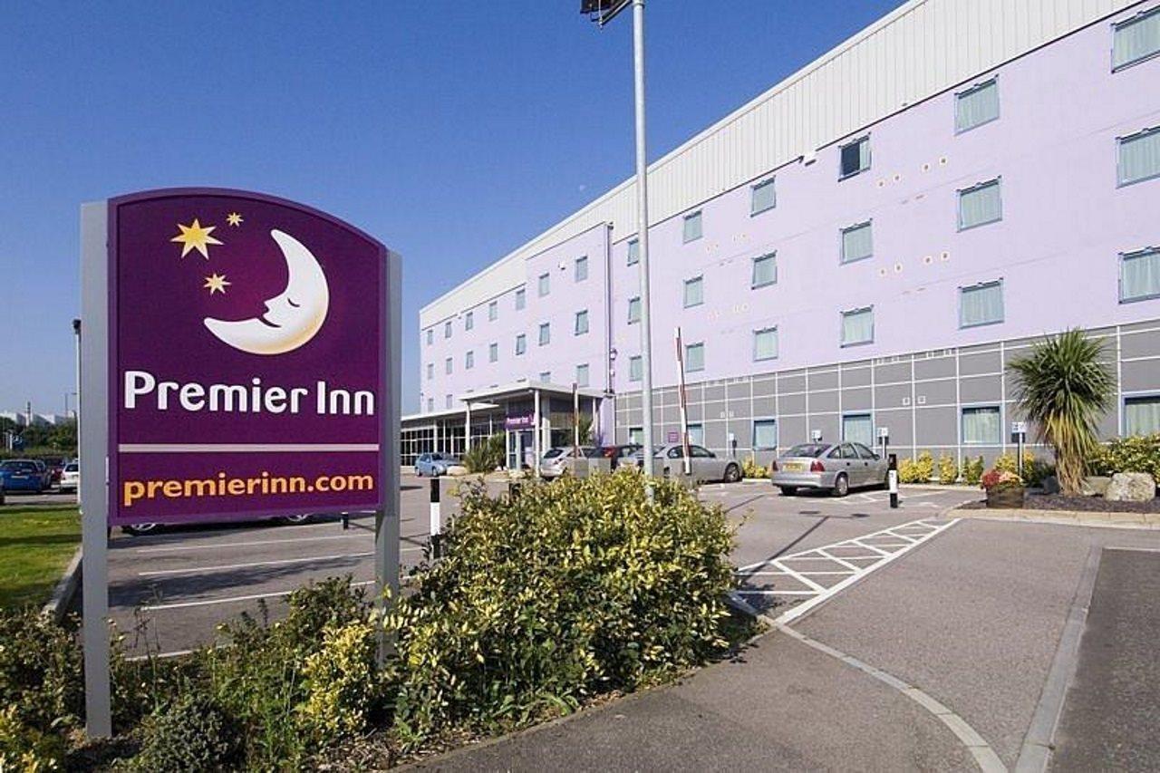 Premier Inn Southampton Airport North Stoneham エクステリア 写真