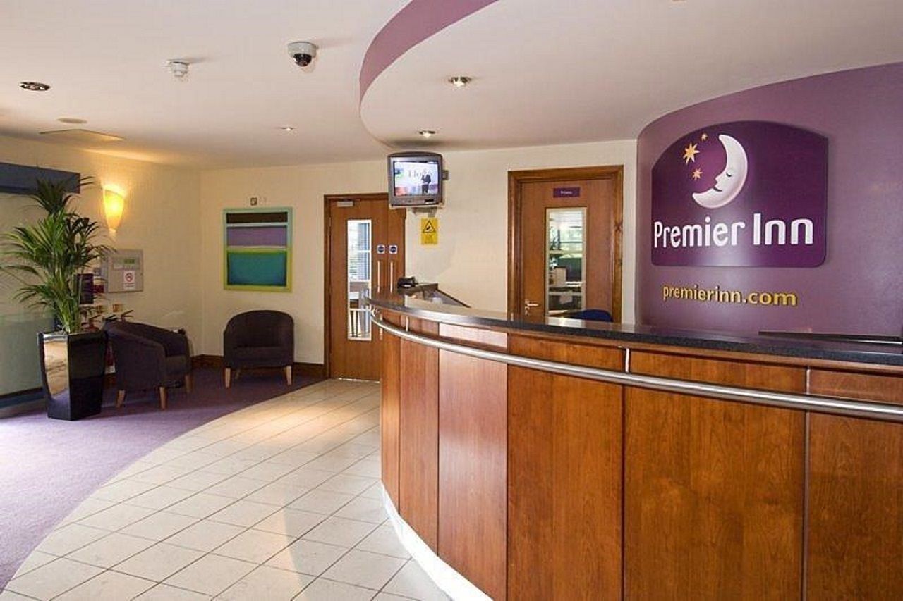 Premier Inn Southampton Airport North Stoneham エクステリア 写真